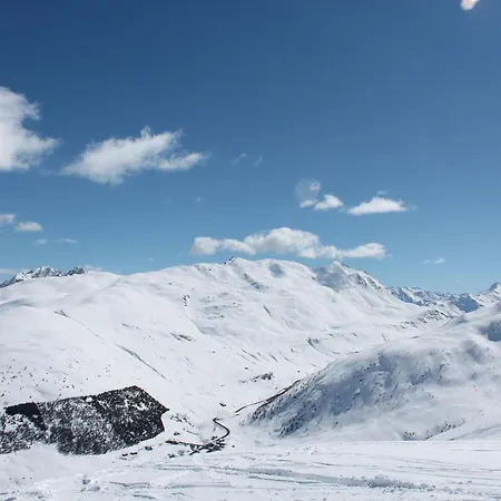 Large In Livigno